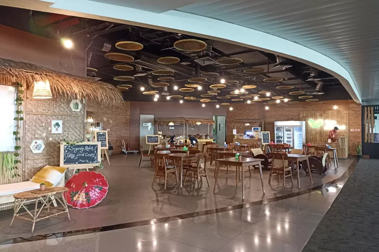 Genjot Pendapatan Pajak di Bandara Ahmad Yani Semarang, Bapenda Data Titik Reklame, Resto dan Parkir