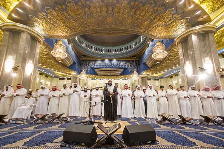 Bacaan Niat Sholat Tarawih Sholat Witir Dan Doa Kamilin Serta Tata Cara Sholat Tarawih Lengkap