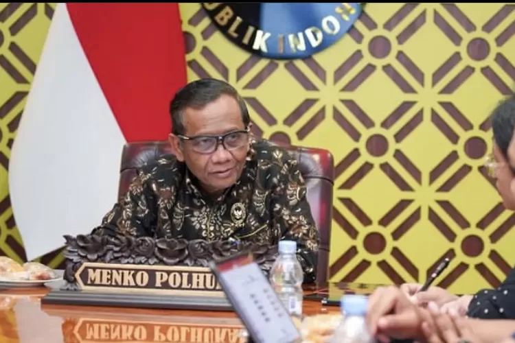 Mahfud MD Tantang Benny K Harman, Asrul Sani Dan Arteria Dahlan ...