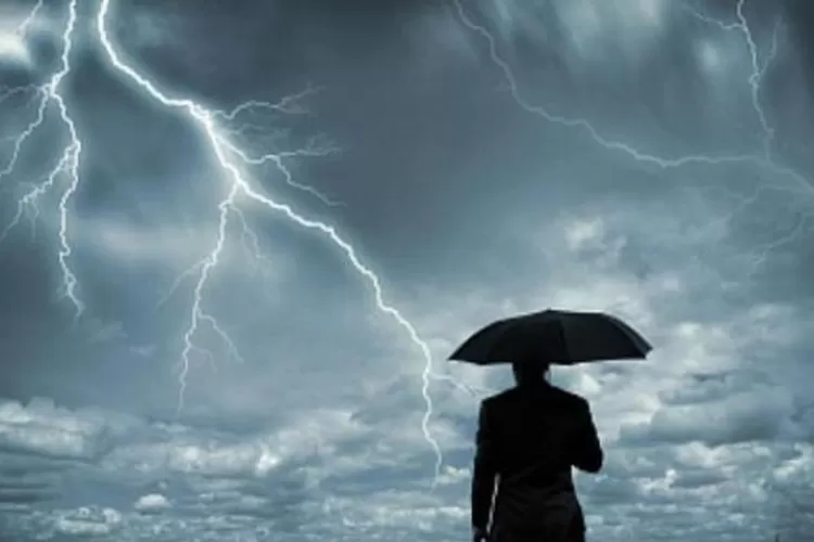 Ilustrasi sambaran petir (pixabay)