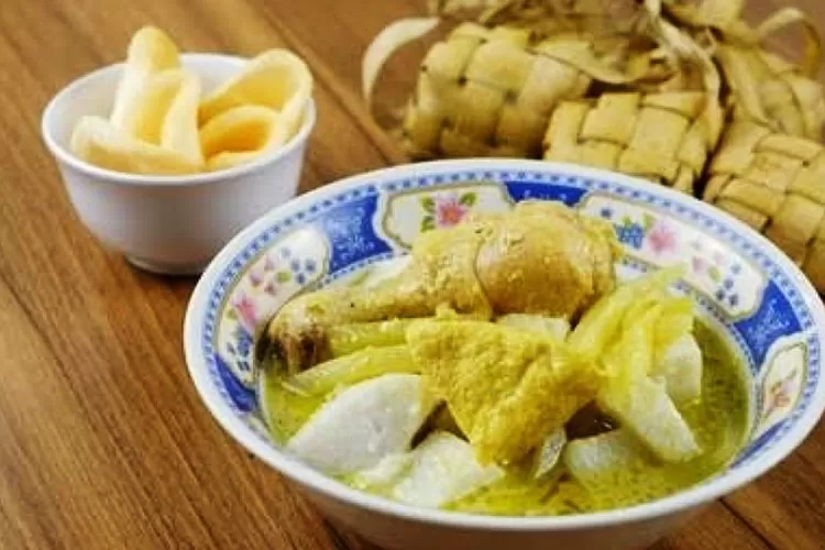 Cara Membuat Opor Ayam Ketupat Yang Lezat Hidangan Hari Raya Idul