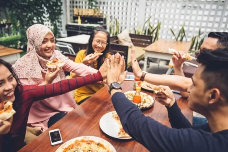 Berikut 5 Tempat Rekomendasi Bukber Di Bandung, Lengkap Dengan Daftar ...