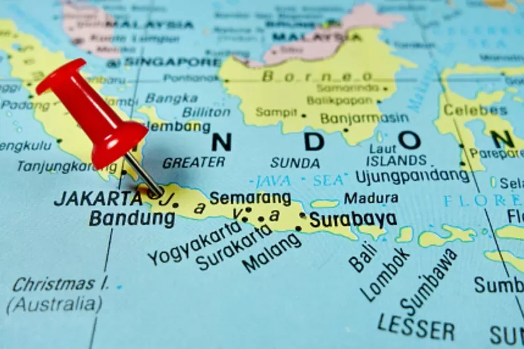 Ilustrasi konfrontasi antara Indonesia dan Malaysia, demokrasi terpimpin