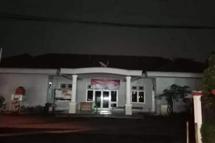 Kelurahan Mekarjaya ikut matikan lampu selama satu jam dalam peringatan Earth Hour, Sabtu (25/3).