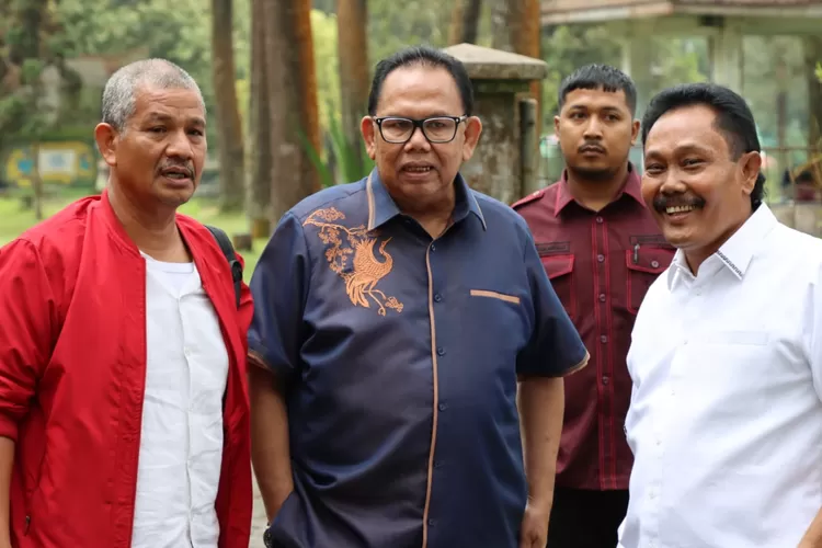 Ketua DPRD Sumut Baskami Ginting, bersama Anggota Komisi E DPRD Sumut, Soetarto meninjau venue PON XXI di Tahura,&nbsp; (Dok Humas DPRD Sumut)