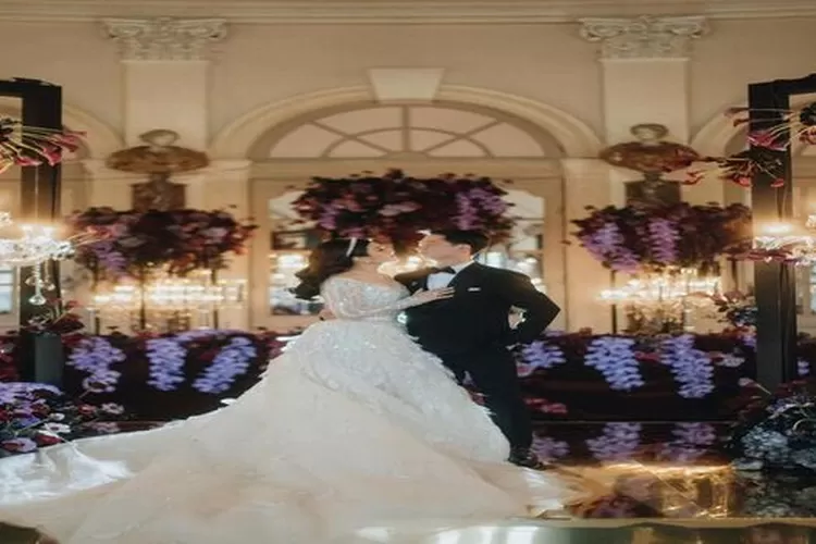 Pernikahan Kevin Sanjaya dan Valencia Tanoe di Paris (@Kevin_sanjaya/Instagram)