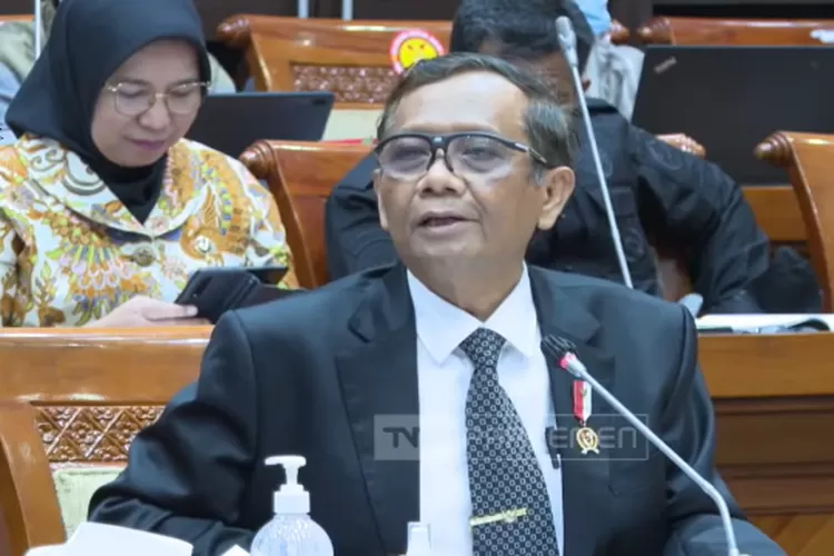 RDPU Mengenai Transaksi Janggal Rp.349 Triliun, Mahfud MD Berani Blak ...