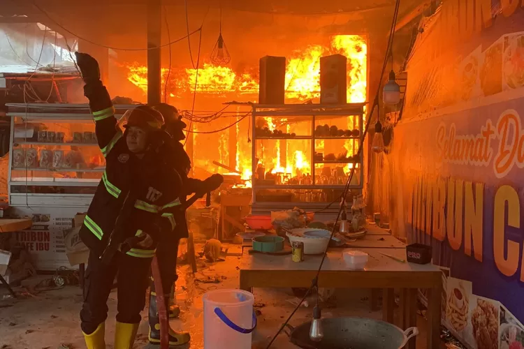 1 Orang Meninggal Dunia Akibat Kebakaran di GOR Haji Agus Salim Padang