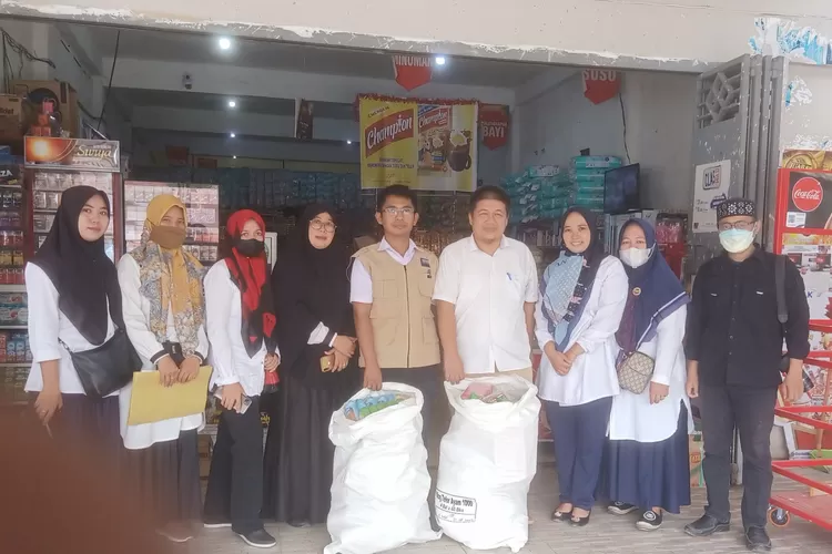 DP2KUKM Luwu Utara Temukan Ratusan Produk Kadaluwarsa di Kecamatan Malangke (Dok. LHR)