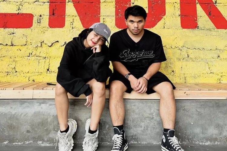 Thariq Halilintar beri kejutan istimewa untuk Fuji meski telah lama putus. (Instagram Thariq Halilintar)