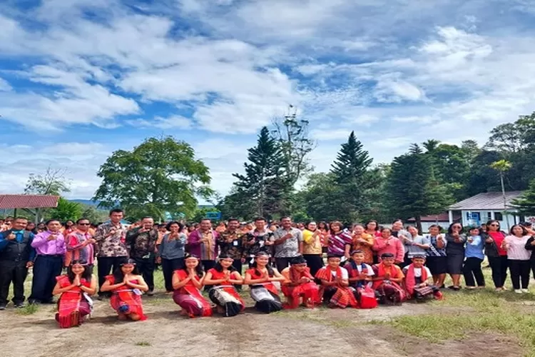 Sambangi SMP Negeri 1 Pollung untuk motivasi siswa-siswi (Realitasonline.id/Tan)