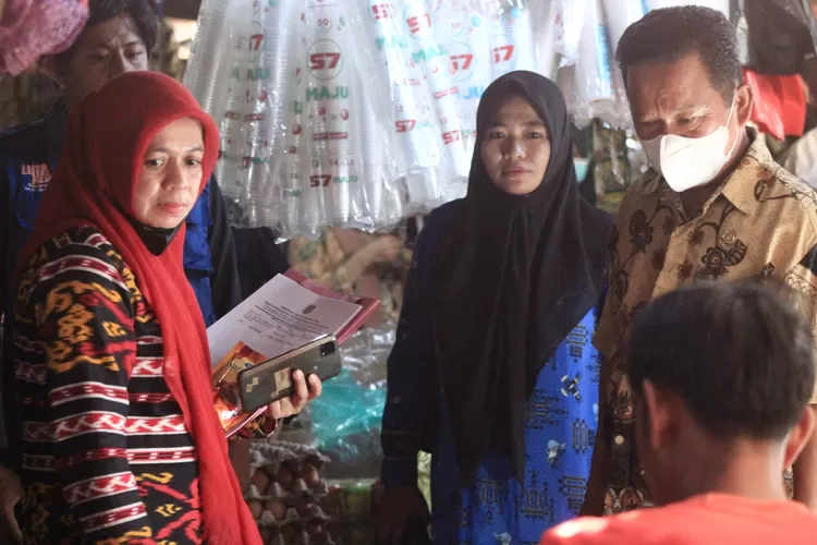 Harga Kebutuhan Pokok di Pasar Sabbang Relatif Stabil Jelang Idulfitri (Dok. LHR)