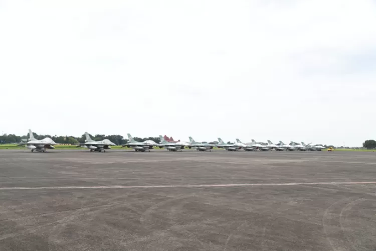 Tujuan 11 pesawat tempur F-16 ke Jakarta adalah untuk melaksanakan demo udara memeriahkan peringatan HUT ke-77 TNI AU yang jatuh pada Minggu, 9 April 2023 mendatang. (Dispenau)