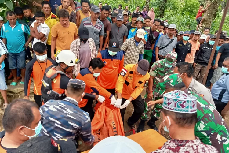 Mayat Bocah Diduga Diterkam Buaya di Pasbar Ditemukan (ist)