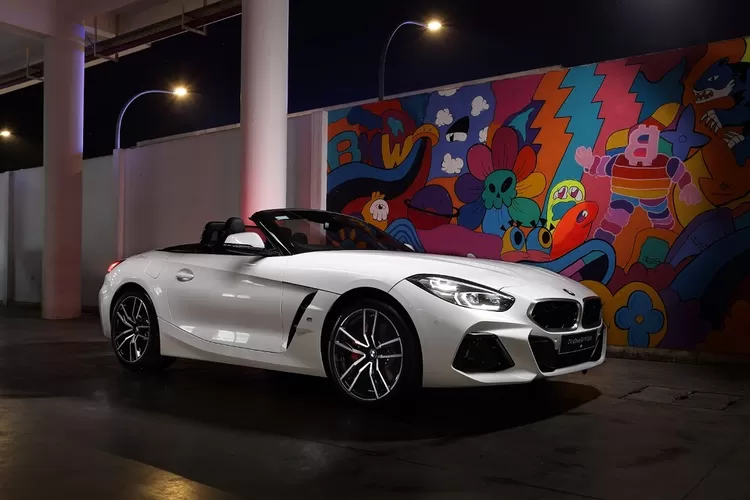 Spesifikasi dan Harga BMW Z4 sDrive30i M Sport dan M40i, Sultan Wajib Beli Sih! (BMW Ultima)