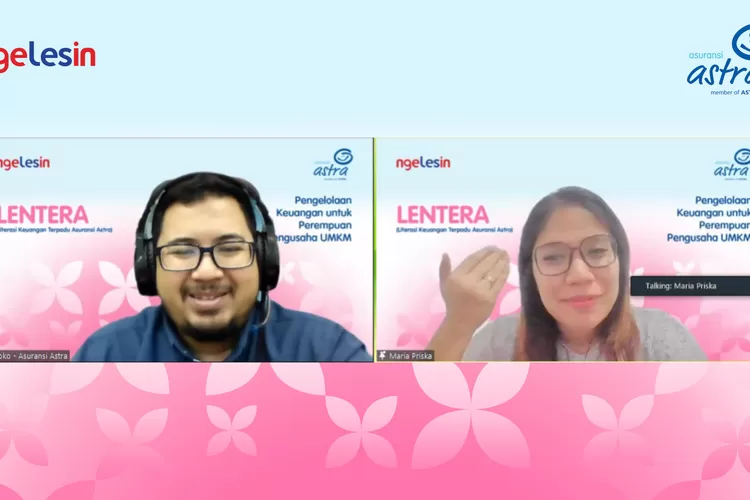 Manager Environment and Social Responsibility Asuransi Astra, Wioko Yudhantara saat memberikan opening speech dalam webinar Pengelolaan Keuangan untuk Perempuan Pelaku UMKM  (foto PT Asuransi Astra)