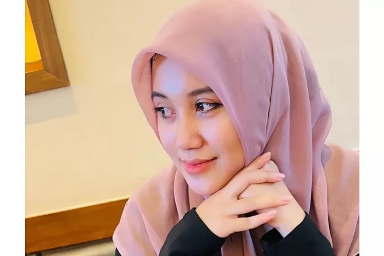 5 Potret Lutfiana Ulfa Istri Syekh Puji Yang Dinikahi Umur 12 Tahun