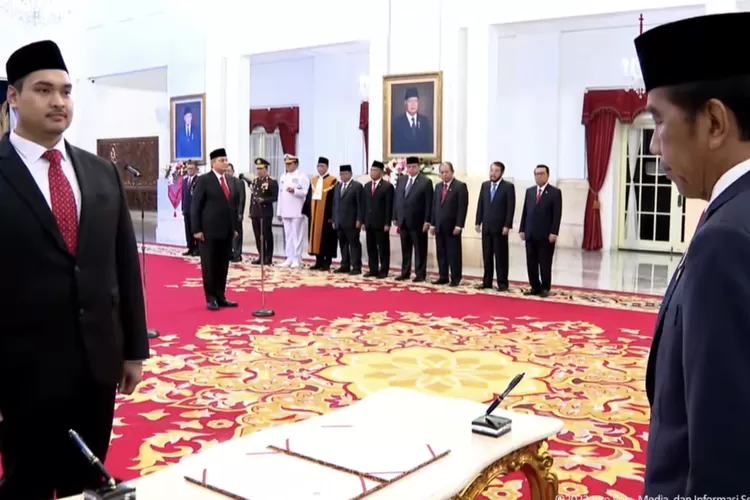 Momen Dito Ariotedjo dilantik sebagai Menpora baru oleh Presiden Jokowi (Tangkapan Layar YouTube Sekretariat Presiden)