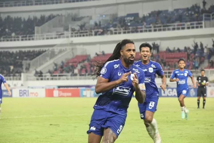 Carlos Fortes akhirnya cetak gol dan membantu kemenangan PSIS Semarang atas PSS Sleman.  (Istimewa)