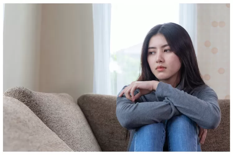 Orang-orang yang membenci kesendirian mungkin merasa stres karena mereka selalu berusaha untuk mengisi kekosongan yang dirasakan (freepik/jcomp)