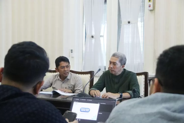 Wakil Wali Kota Bogor, Dedie A. Rachim di Paseban Narayana, Balai Kota Bogor, Selasa (4/4/2023).