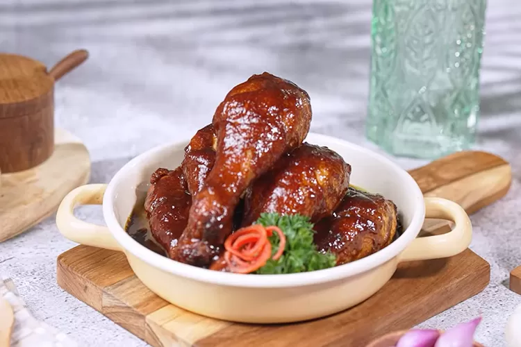 Resep ayam kecap ala Chef Rudy akan melengkapi tips menu ramadhan Anda (YouTube/Rudy dan Sahabat Tv)