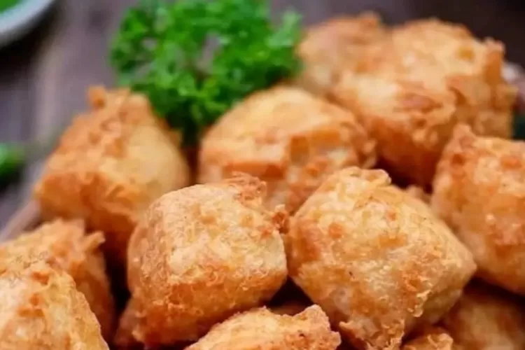 Menu yang dapat disajikan saat buka puasa salah satunya ada tahu crispy. (Instagram@susie.agung)