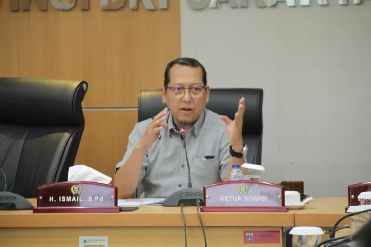 Ketua Komisi B DPRD DKI Jakarta Ismail
