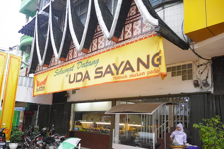 Rekomendasi 6 Rumah Makan Padang Paling Enak di Kota Medan, Sangat Menggugah Selera Anda
