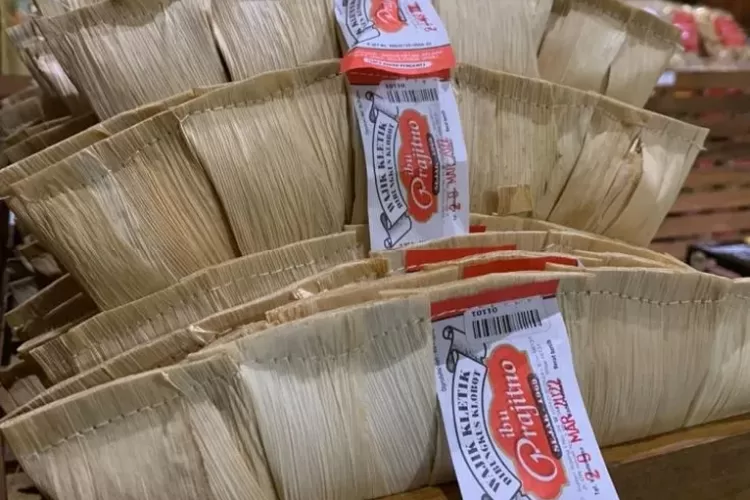 Makanan khas Blitar, Wajik Kletik. (pinterest)