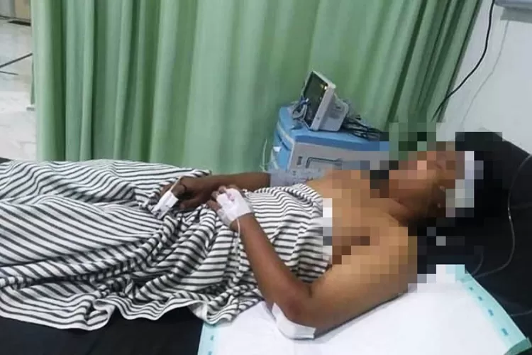 LUKA : Salah seorang korban yang dirawat sementara di Rumah Sakit Citra Arafiq Sawangan, Jumat (7/4). (&nbsp;ISTIMEWA)