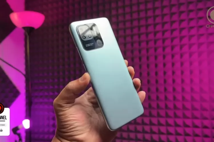 HP 1 jutaan kamu burik? Install aplikasi GCam Google Camera versi 8.6 di HP android kalian, agar hasil foto-foto setara smartphone mahal. (Foto: Youtube Q-Channel)