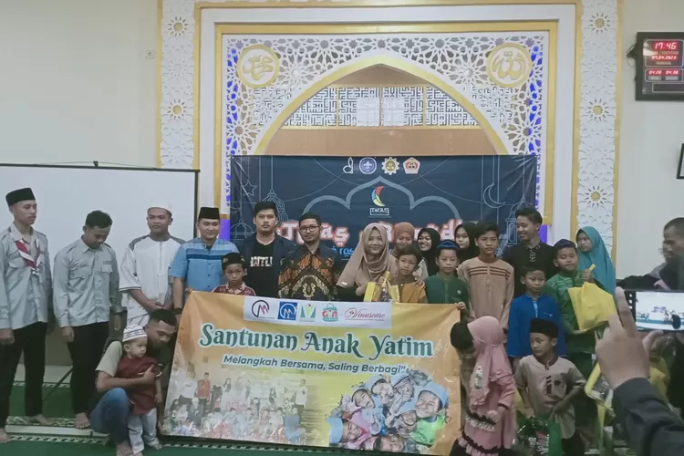 Vinuscare mengadakan santunan anak yatim di Kecamatan Leuwiliang, Kabupaten Bogor, Jumat (7/4/2023).