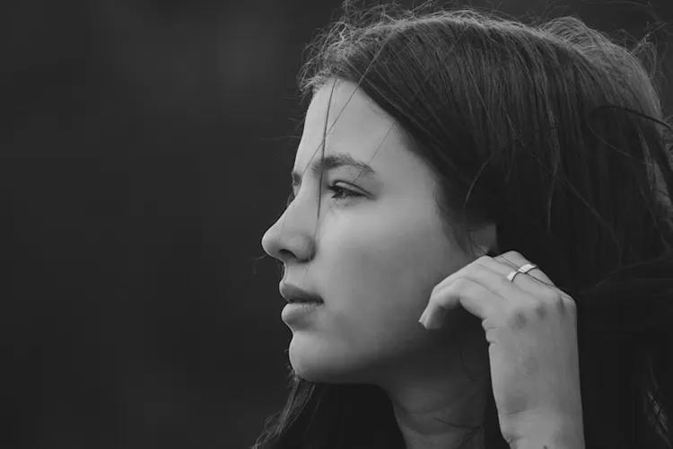 Ilustrasi cara menaklukkan hati seseorang (Pexels/Gaspar Zaldo)