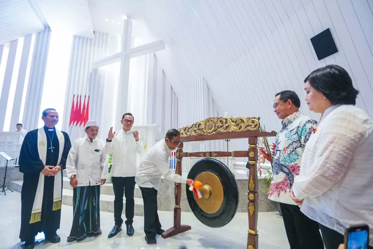 Peresmian gedung gereja GKI Bogor Barat.