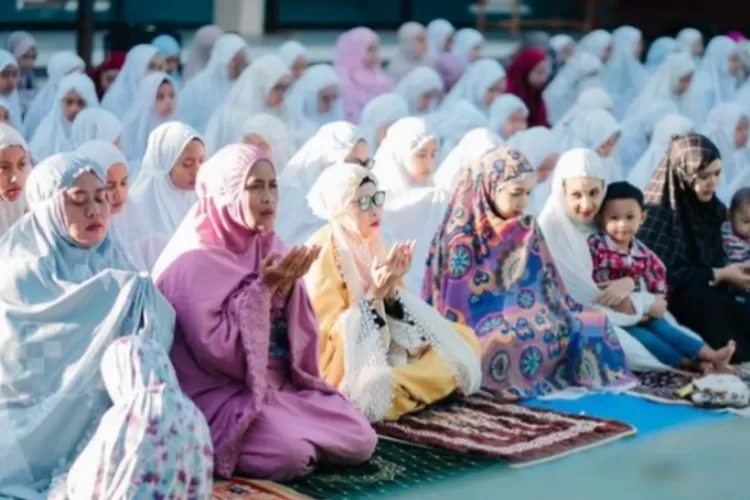 Berikut Bacaan Niat Shalat Idul Fitri, Lengkap Dengan Tata Caranya ...