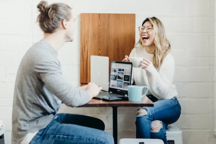 Cara Membedakan Apakah Pria yang Kamu Temui Serius atau Tidak (unplash/ brookecagle)