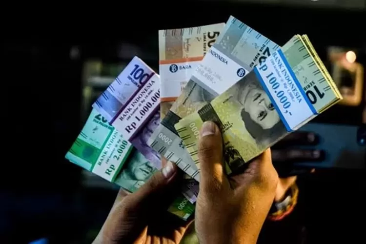 Ilustrasi kenaikan gaji PNS 2023  (Ayosemarang.com/ Audrian Firhannusa)