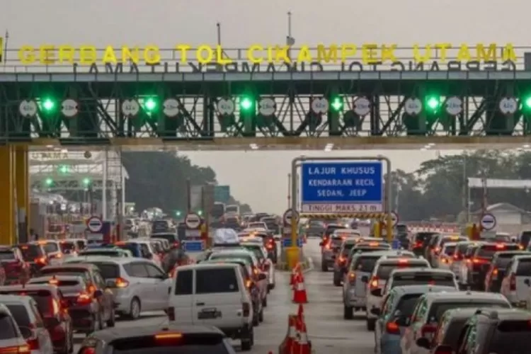ILUSTRASI: Simak jadwal One Way, Contra Flow, dan Ganjil Genap jalan tol saat mudik lebaran 2023 berikut ini. (Divhumas Polri via indonesianews.id)