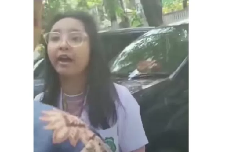 Sebuah video yang merekam aksi kurang terpuji seorang Dokter perempuan muda yang viral di media sosial. (dok instagram terangmedia)