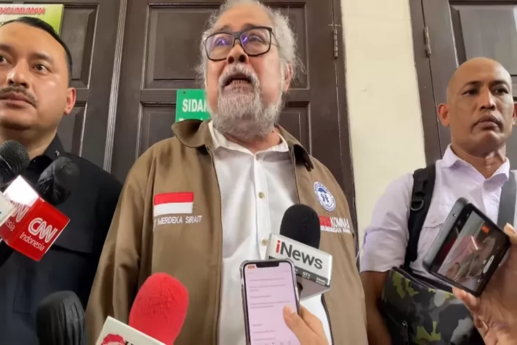 Aris Merdeka Sirait Berikan Komentar Terkait Vonis AG Bakal Jalani Setengah Hukuman (Tangkapan Layar Akun Youtube Intens Investigasi)