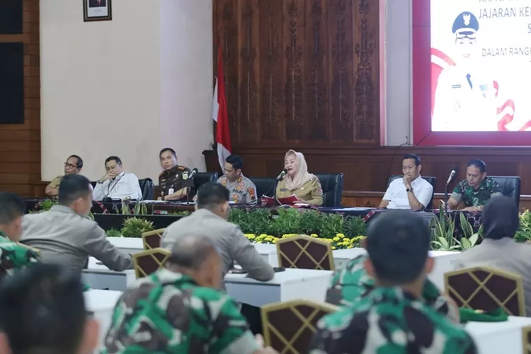 Rapat koordinasi antara Pemerintah Kota Semarang bersama TNI/Polri sambut Lebaran 2023.  (Pemkot Semarang)