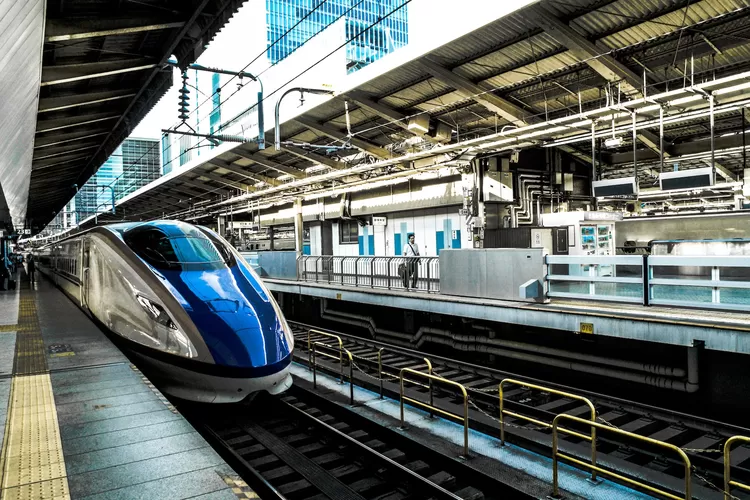 Mudik gratis dari Kementrian Perhubungan dengan kereta api tahun 2023 sudah dibuka (Pexels Donald Tong)