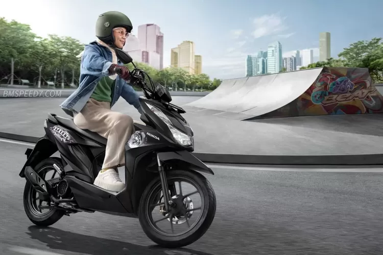 Cek harga ban motor Honda BeAT 2023 untuk mudik lebaran supaya lebih gesit di jalanan. (BMSPEED7.com)