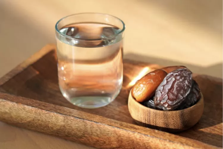 Ilustrasi : Puasa  (iStock.com/hayatikayhan)