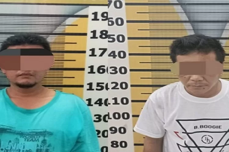 Kedua Tersangka Diamankan Sat Narkoba Polres Tebing Tinggi   (Realitasonline/J.S)