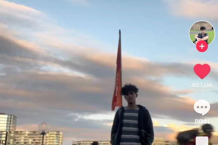 Dilaporin ke polisi akibat unggahanya kritik Lampung, Dia bilang nyantai aja nih di Aussie  (tangkapan layar tiktok @awbimaxreborn)