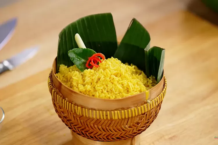 Kreasi Masakan: Resep Nasi Kuning Rice Cooker Simple ala Chef Rudy, Pulen dan Gurih! - Haluan Jabar