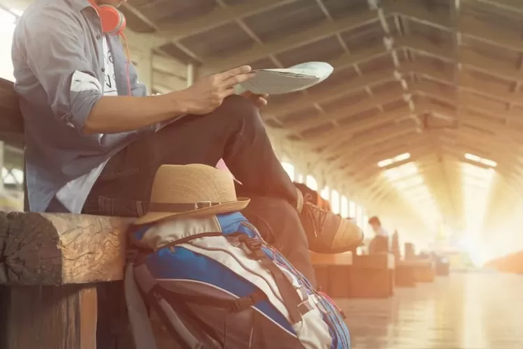 Ilustrasi mudik gratis (Foto: Freepik/@ijeab)