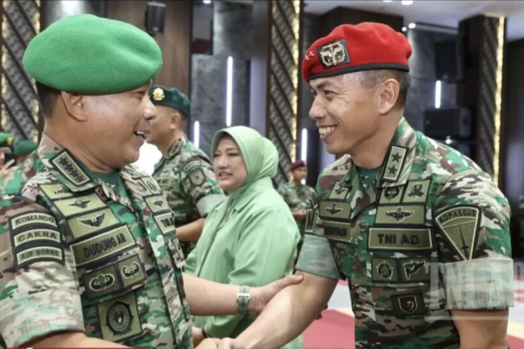 Mayjen TNI Deddy Suryadi jadi Danjen Kopassus Termuda (Dispenad)